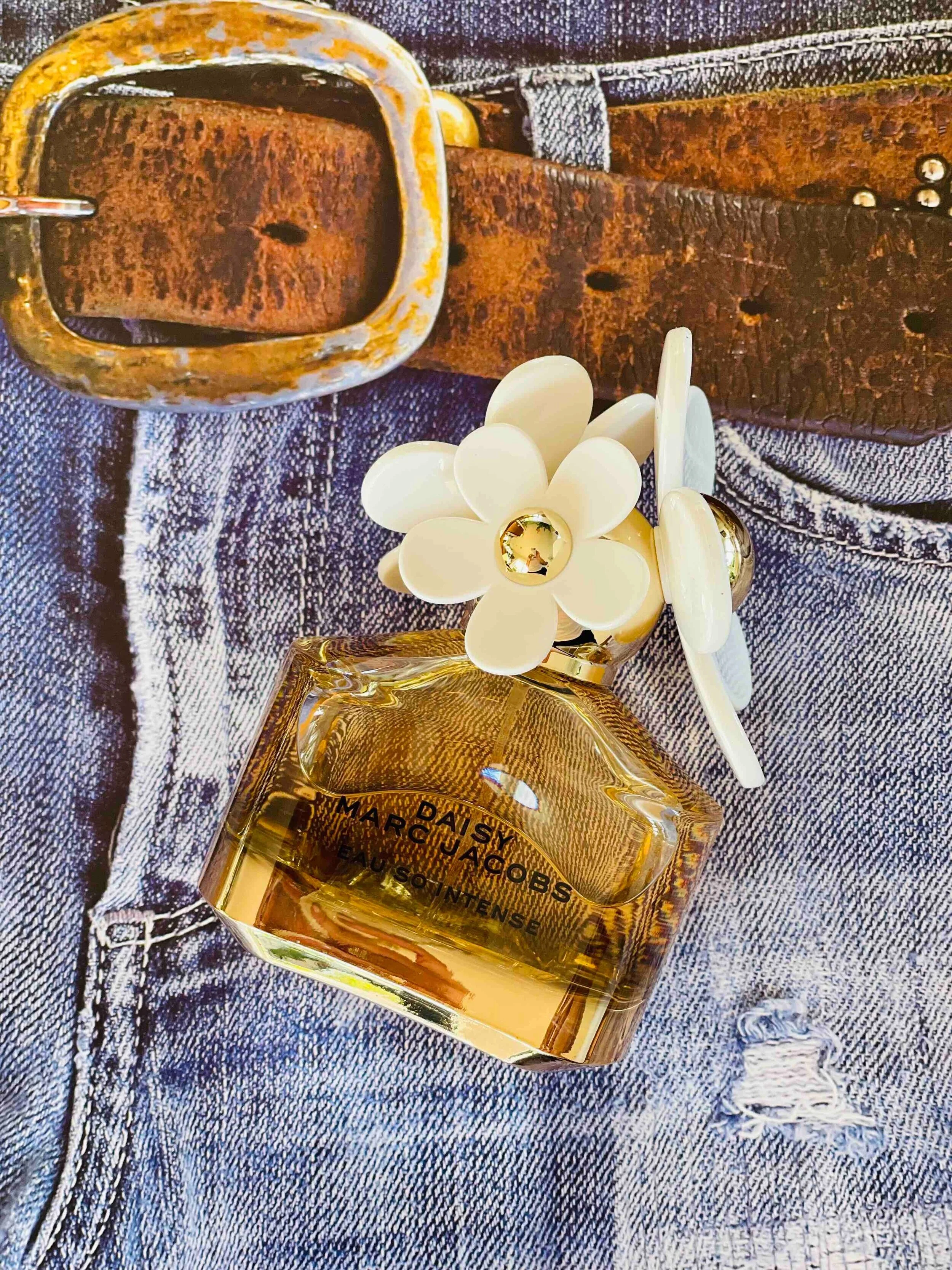 Marc Jacobs Daisy Eau So Intense BeautyEQ